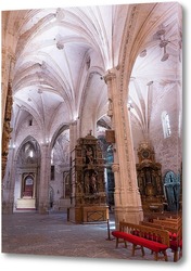    Интерьер кафедрального собора в Куэнке
