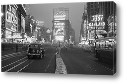  Таймс Сквер в дождливую ночь.Май 1952г.