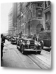  Движение возле Карнеги Холл,1940-е.
