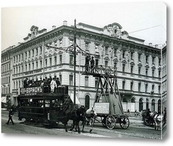  Двухъярусный автобус на площади Петра Первого 1907