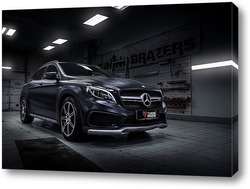    Mercedes GLA 45 AMG