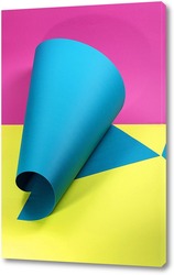    Абстрактный натюрморт из листов цветной бумаги