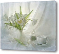    Белые тюльпаны