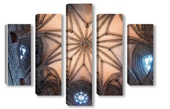 Модульная картина В кафедральном соборе Валенсии