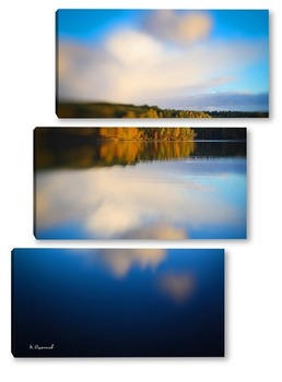 Модульная картина Осенний пейзаж, река и голубое небо