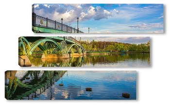 Модульная картина Мост через пруд в Царицыно