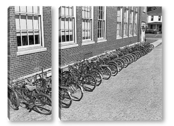 Модульная картина Велосипедная стоянка,1946г.