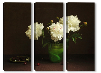 Модульная картина Белые пионы в зеленой вазе