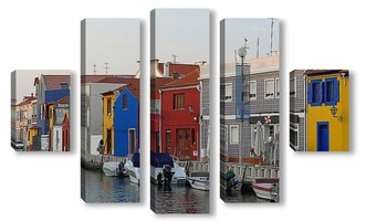 Модульная картина у воды